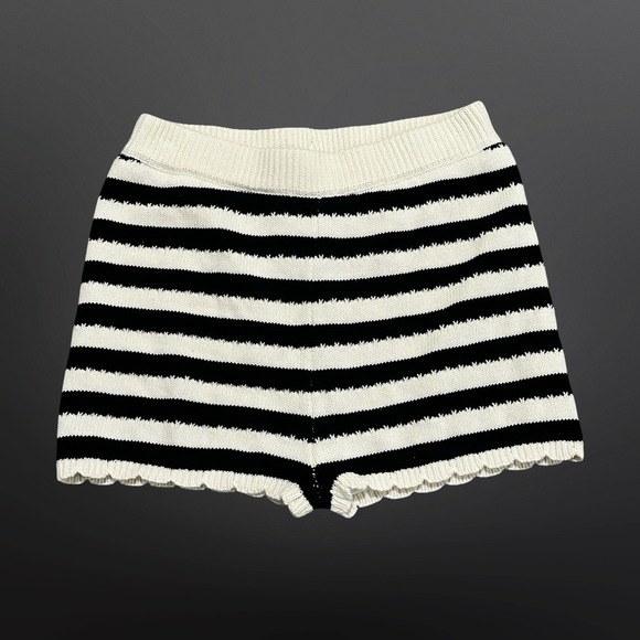 Altar'd State Striped Knit Shorts Cream/Black Women's Medium Beach Casual - Picture 1 of 8